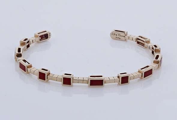 Jewelry Photo Retouching - Raw Camera Capture